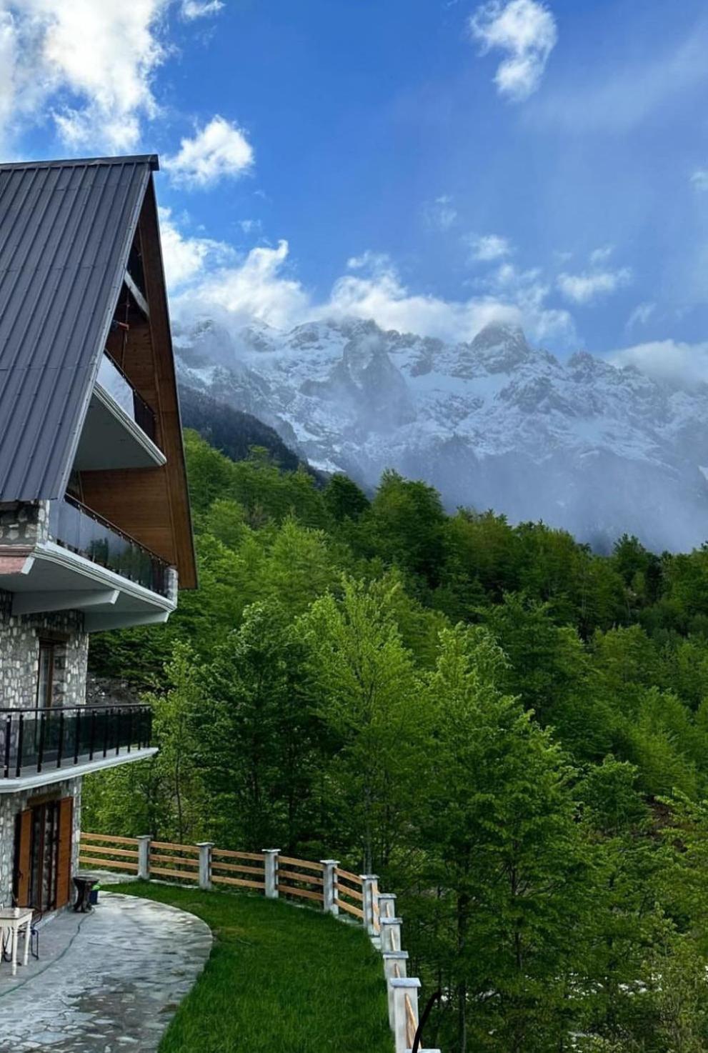 Valter & Drita'S Guesthouse Theth Exterior foto
